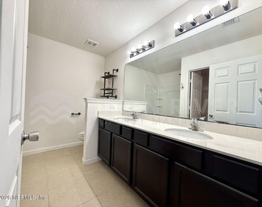 8704 Lake George Circle W - Photo Thumbnail 22