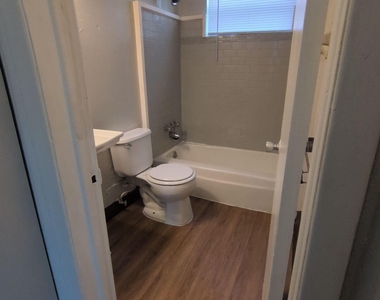 1145 W 25th Street - Photo Thumbnail 6
