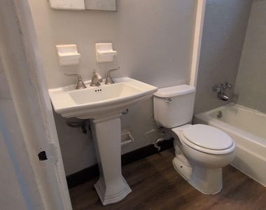 1145 W 25th Street - Photo Thumbnail 7