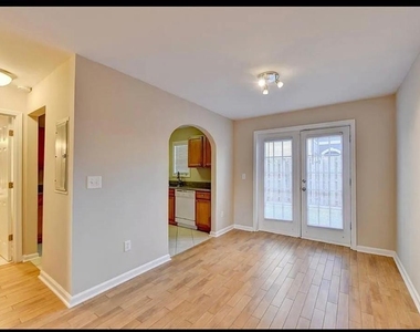 810 Summer Place - Photo Thumbnail 7