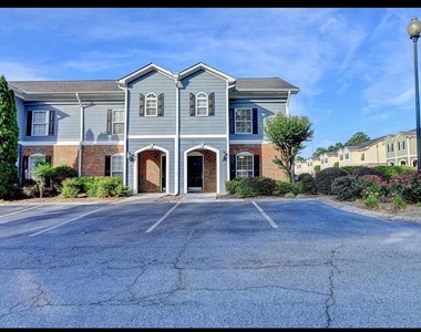 810 Summer Place - Photo Thumbnail 1