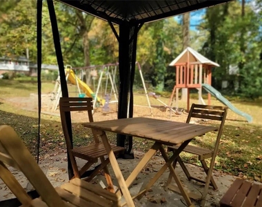 3749 Pin Oak Circle - Photo Thumbnail 16