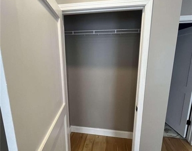 738 Prince Place - Photo Thumbnail 11