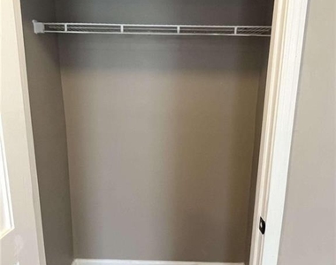 738 Prince Place - Photo Thumbnail 14
