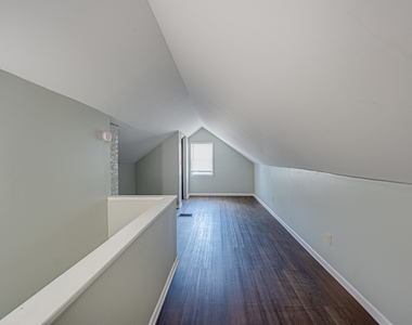 2208 Fremont Street - Photo Thumbnail 11