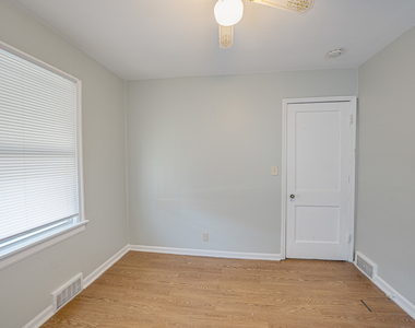 2208 Fremont Street - Photo Thumbnail 7