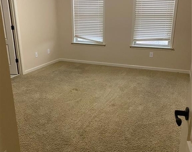 1790 Apollo Drive - Photo Thumbnail 15