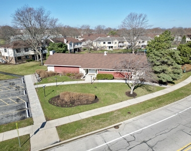 1168 Middlebury Lane - Photo Thumbnail 24