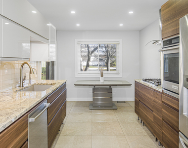 1168 Middlebury Lane - Photo Thumbnail 10