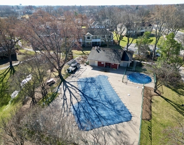 1168 Middlebury Lane - Photo Thumbnail 27