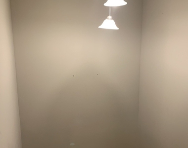 1116 Doral Drive - Photo Thumbnail 10