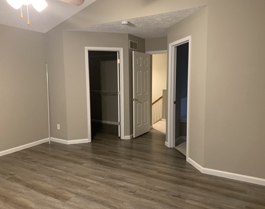 1116 Doral Drive - Photo Thumbnail 14