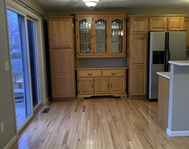 1116 Doral Drive - Photo Thumbnail 8