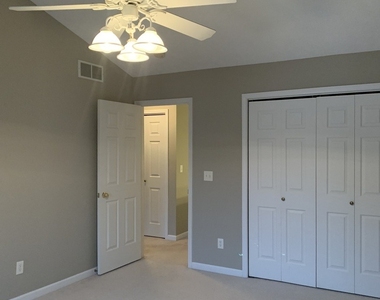 1116 Doral Drive - Photo Thumbnail 20