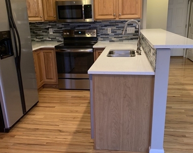 1116 Doral Drive - Photo Thumbnail 9