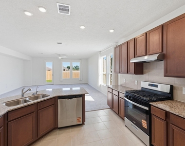 18206 Spruce Cottage Drive - Photo Thumbnail 10