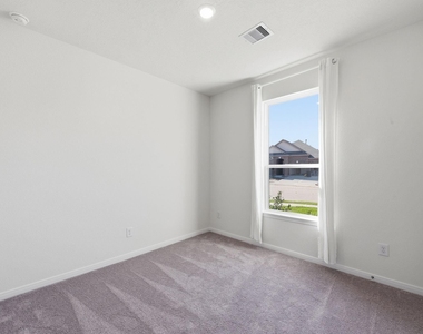 18206 Spruce Cottage Drive - Photo Thumbnail 12