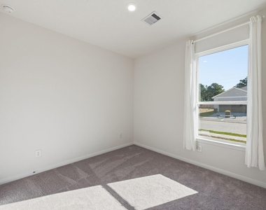 18206 Spruce Cottage Drive - Photo Thumbnail 11
