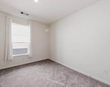 18206 Spruce Cottage Drive - Photo Thumbnail 14