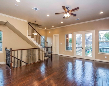 1516 Amundsen Street - Photo Thumbnail 18