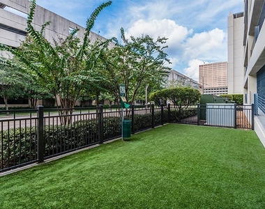 2801 Waterwall Drive - Photo Thumbnail 10