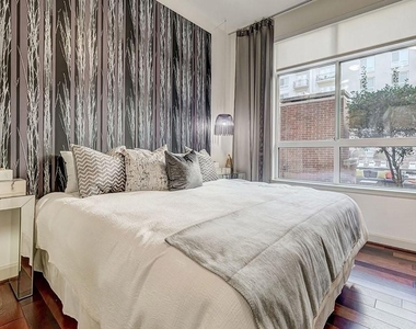 2801 Waterwall Drive - Photo Thumbnail 6