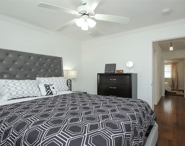 4331 Marina Street - Photo Thumbnail 6
