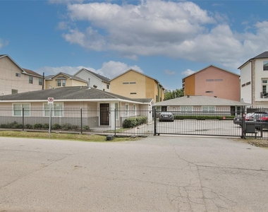 4331 Marina Street - Photo Thumbnail 36