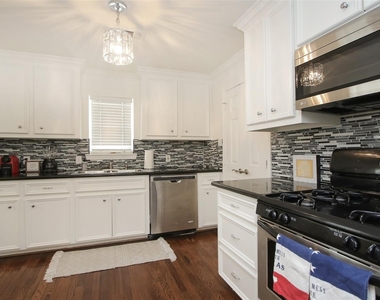4331 Marina Street - Photo Thumbnail 15