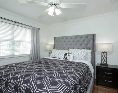 4331 Marina Street - Photo Thumbnail 7