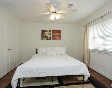 4331 Marina Street - Photo Thumbnail 5