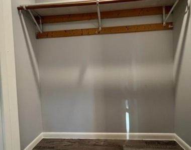 710 Avenue J Place - Photo Thumbnail 13