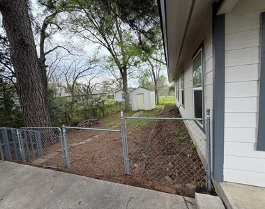 710 Avenue J Place - Photo Thumbnail 2