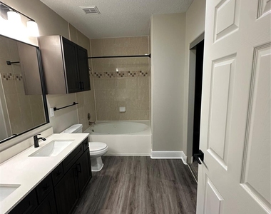 2345 Sage Road - Photo Thumbnail 11