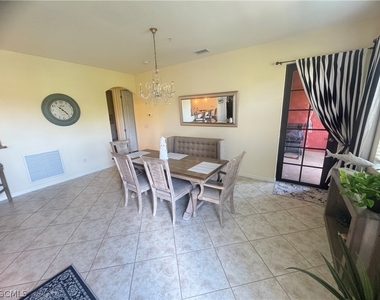 11908 Izarra Way - Photo Thumbnail 2