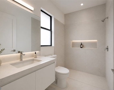 714 W 12th Street - Photo Thumbnail 24