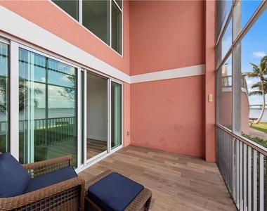 2745 1st Street - Photo Thumbnail 21