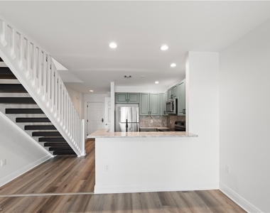 2745 1st Street - Photo Thumbnail 7