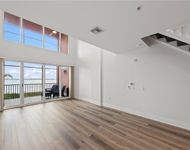 2745 1st Street - Photo Thumbnail 9