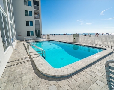 26000 Hickory Boulevard - Photo Thumbnail 26