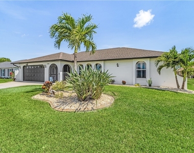 428 Sw 37th Street - Photo Thumbnail 3