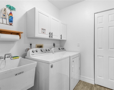428 Sw 37th Street - Photo Thumbnail 17