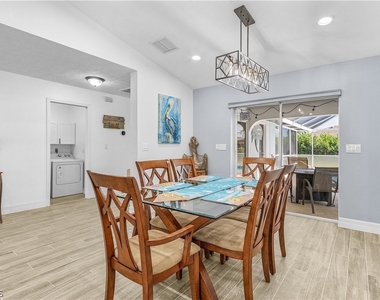 428 Sw 37th Street - Photo Thumbnail 10