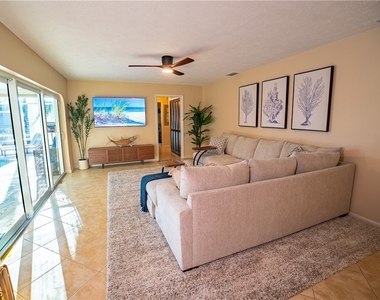 3510 Se 19th Place - Photo Thumbnail 44