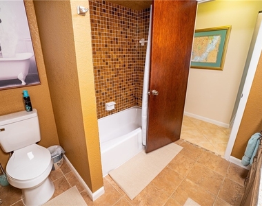 3510 Se 19th Place - Photo Thumbnail 21