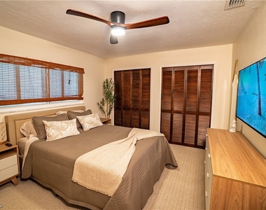 3510 Se 19th Place - Photo Thumbnail 18