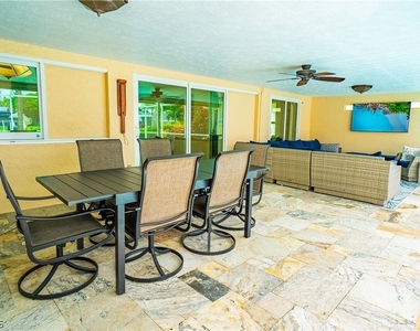 3510 Se 19th Place - Photo Thumbnail 3