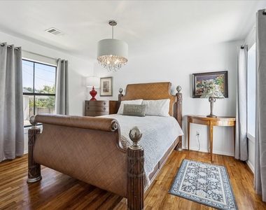 4710 Edison Street - Photo Thumbnail 7