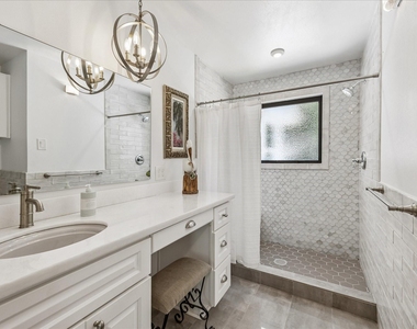 4710 Edison Street - Photo Thumbnail 6