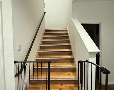 21202 Frosted Fern Lane - Photo Thumbnail 9